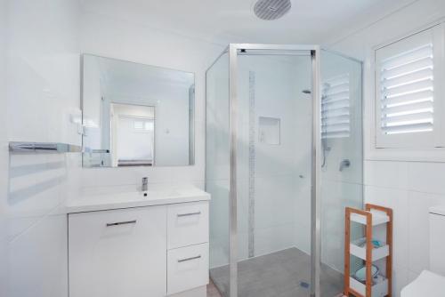 2a Lushington Street - Bathroom (1)